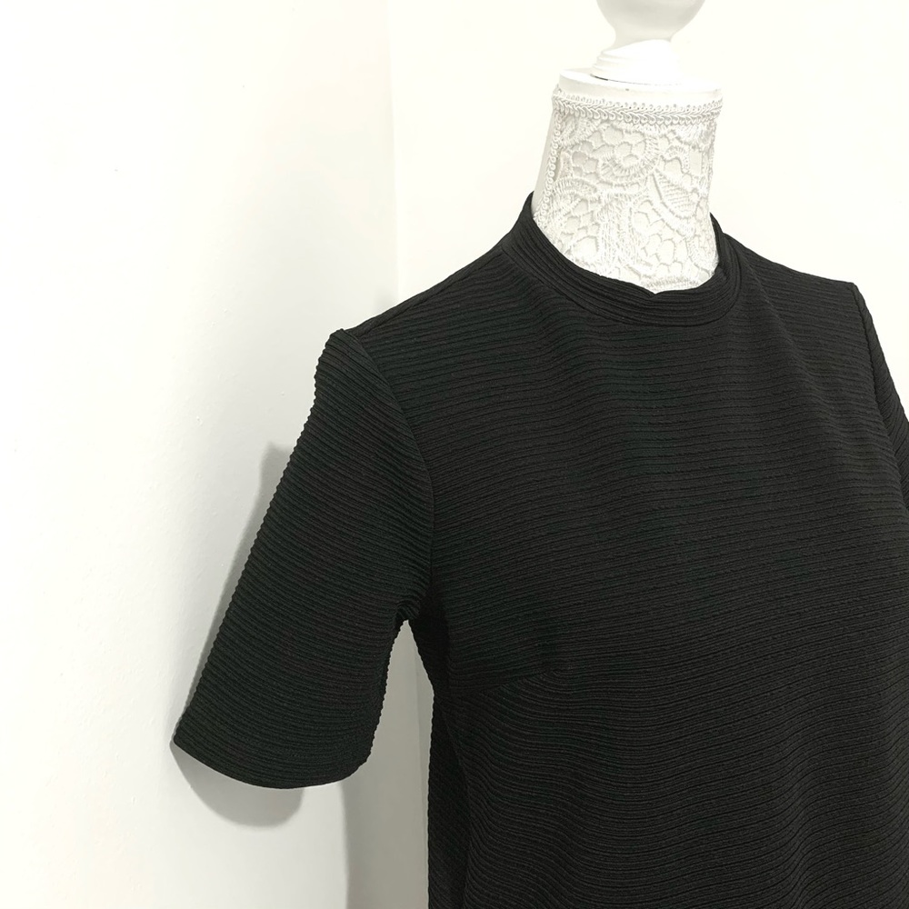 FOREVER 21 Textured Ribbed Little Black Dress NWT